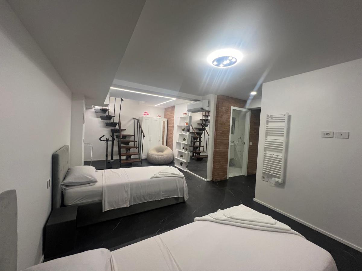 Attia Residence Wifi - Duomo In 10 Min Милан Экстерьер фото